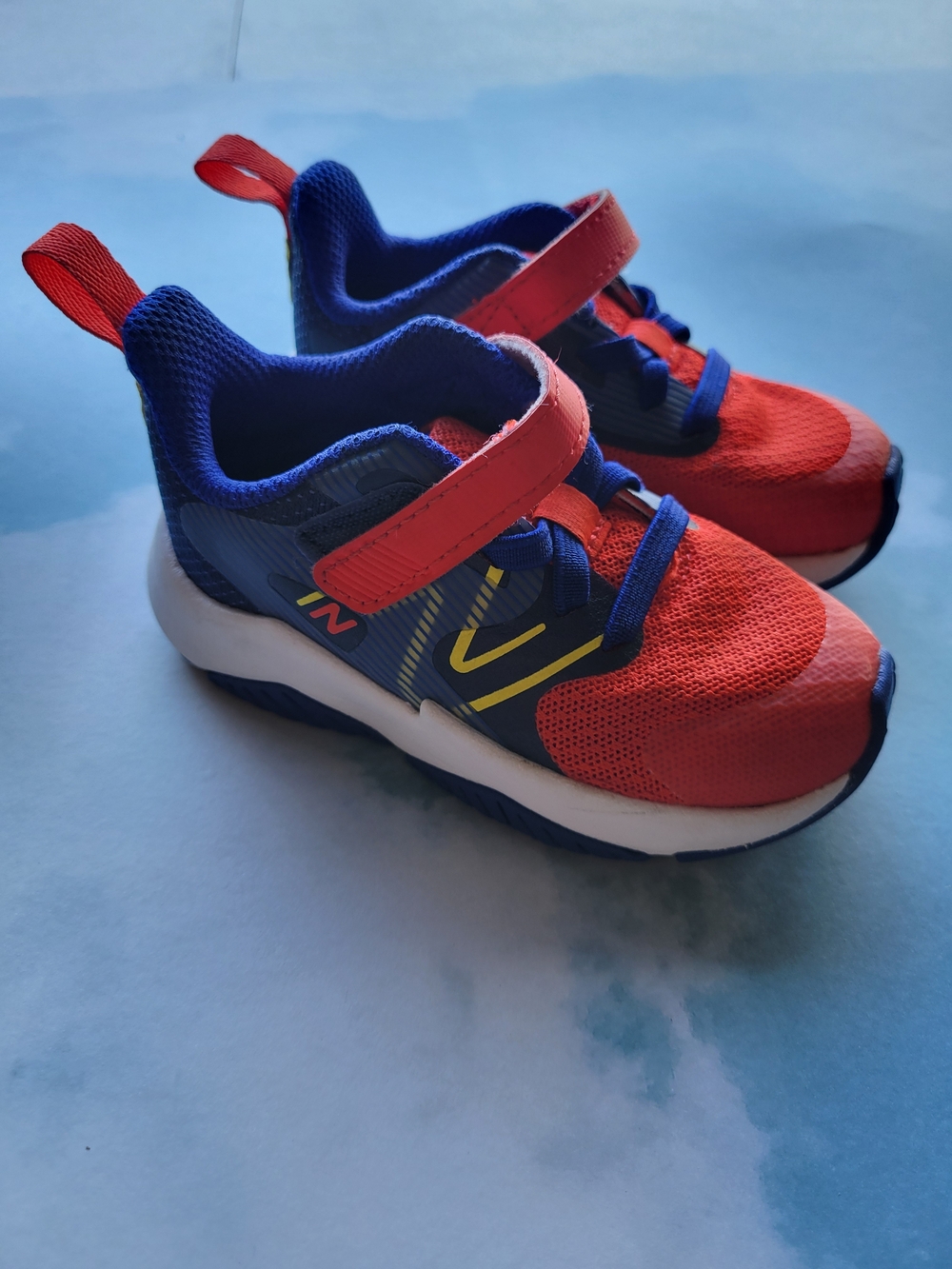 6C New Balance Rave Run V2 Sneakers Shoes Neo Flame Blue Red Toddler Infant 6